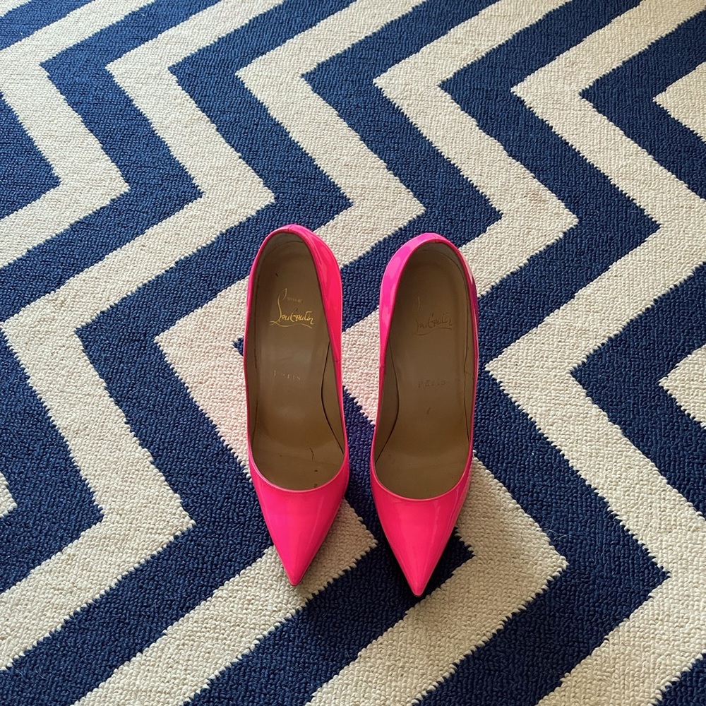 Christian Louboutin So Kate stiletto